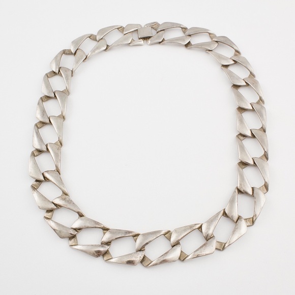 Vintage Silver Tone Collar Necklace Chunky Wide Flat Curb Link Chain - Picture 3 of 6